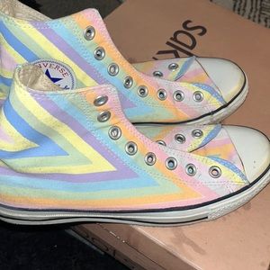 Pastel converse